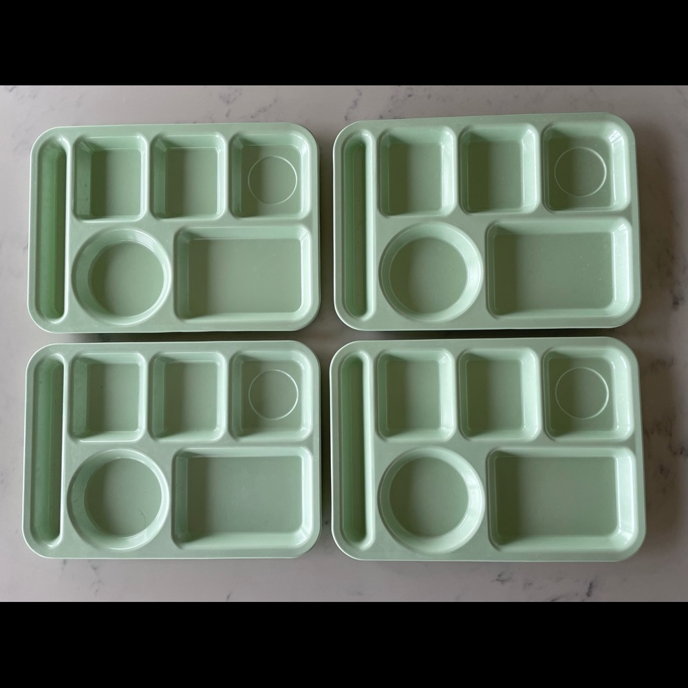 Vintage cafeteria trays - set of 4